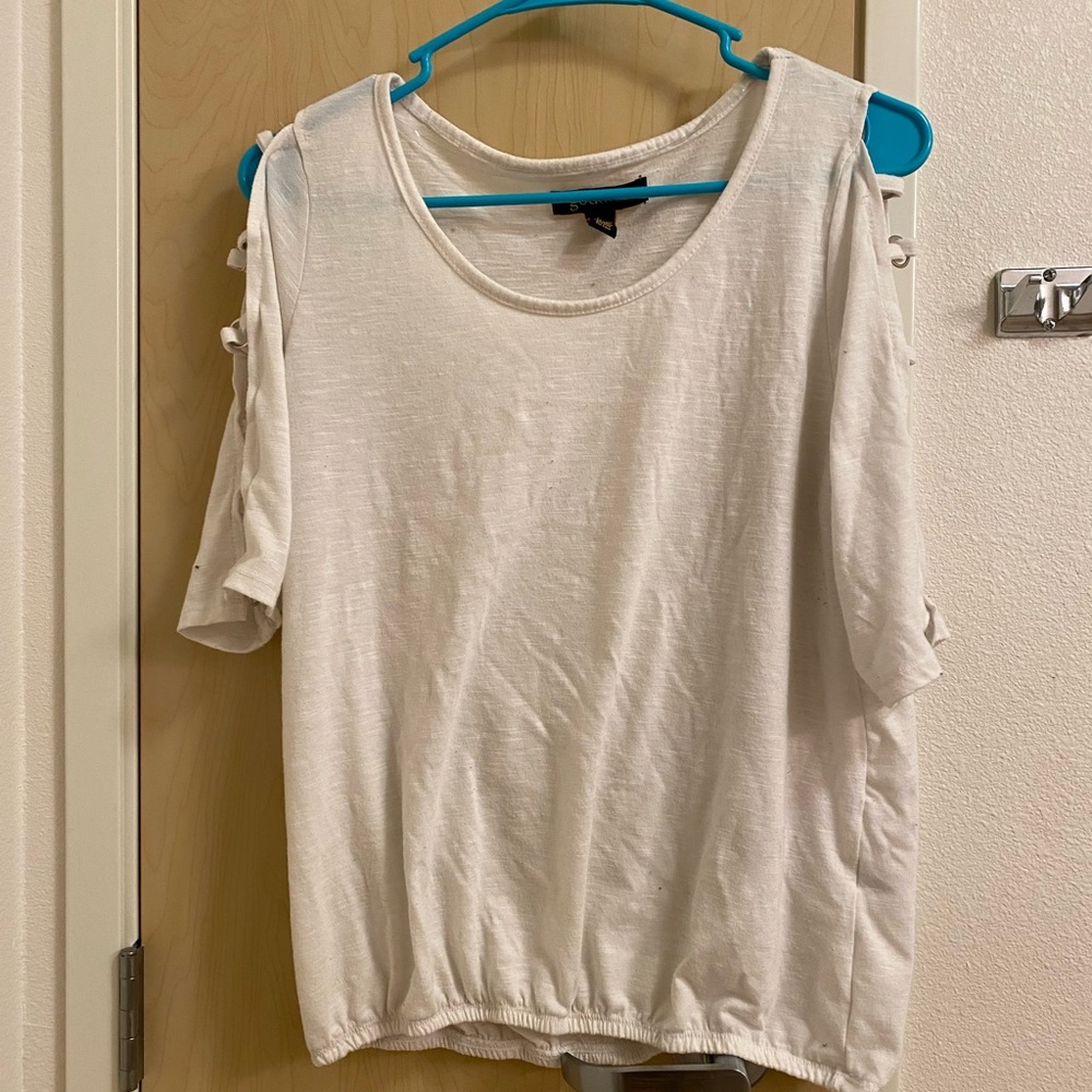 White “Goddess” brand 3/4 sleeve shirt with rings